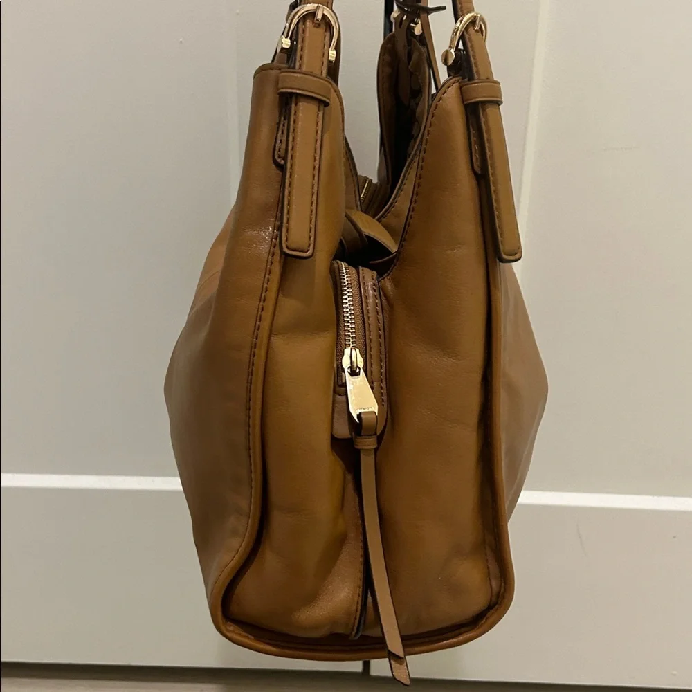 Coach Madison Carlyle Shoulder Bag in Tan
